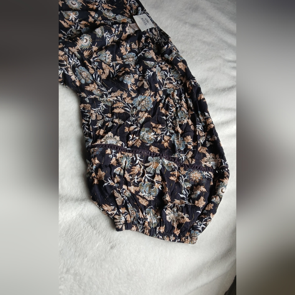 Knox Rose Multicolor Floral Top - Picture 4 of 9